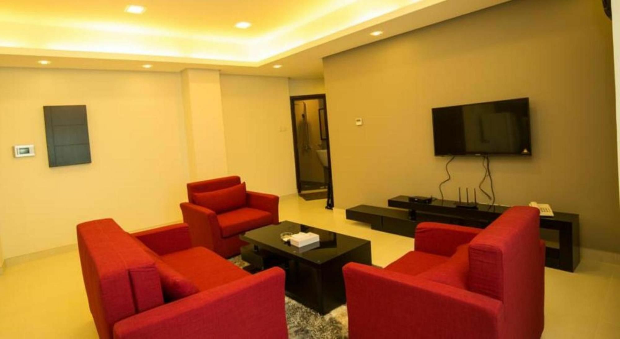 Golden Rose Luxury Suites Manama Exterior foto